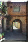 callejon de arco.(80742 bytes)