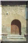Puerta de la iglesia (102002 bytes)
